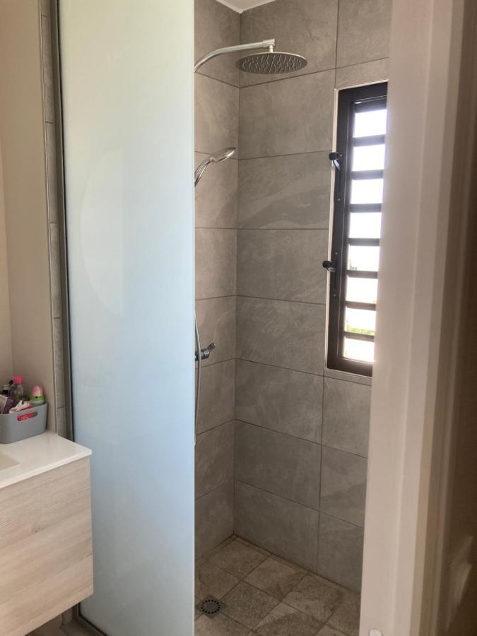 Standing Residence Tevai 帕皮提 外观 照片