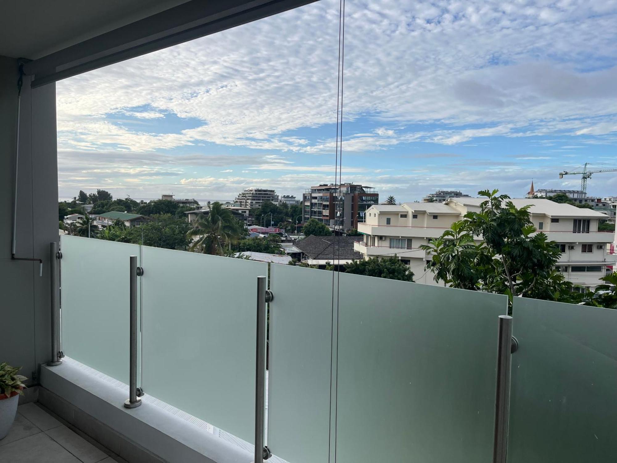 Standing Residence Tevai 帕皮提 外观 照片